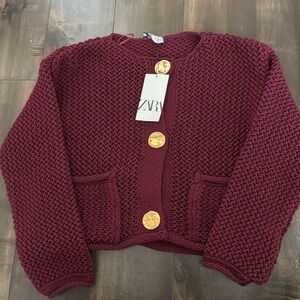 Women’s Zara sweater